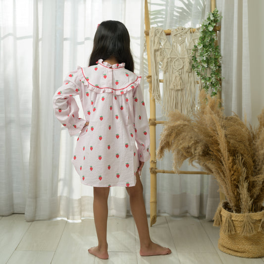 Strawbery Print Seersucker Nighty