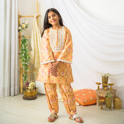 Yellow Patola Suit with Farshi Pants