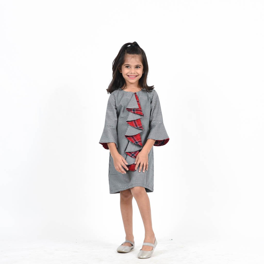 Contrast Ruffled Dress with Bell Sleeves