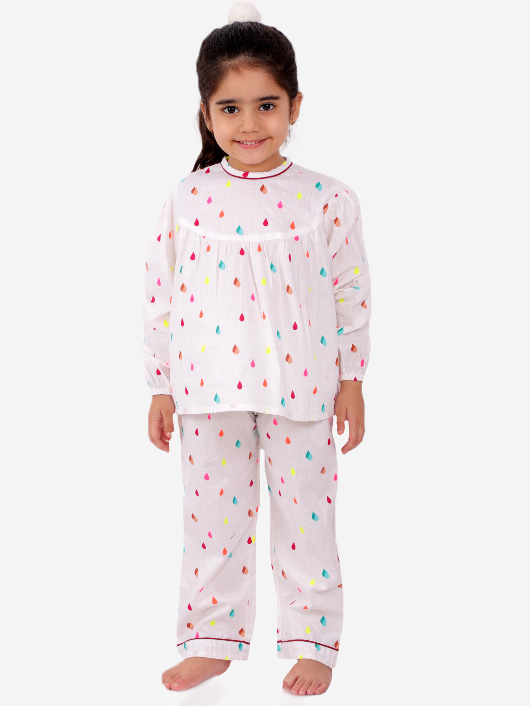 Off White Full Sleeve All Over Print Sleepwear Sets