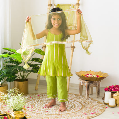 Lines of Pure Bond Kurta Set with Green Kurta-Pants-Dupatta